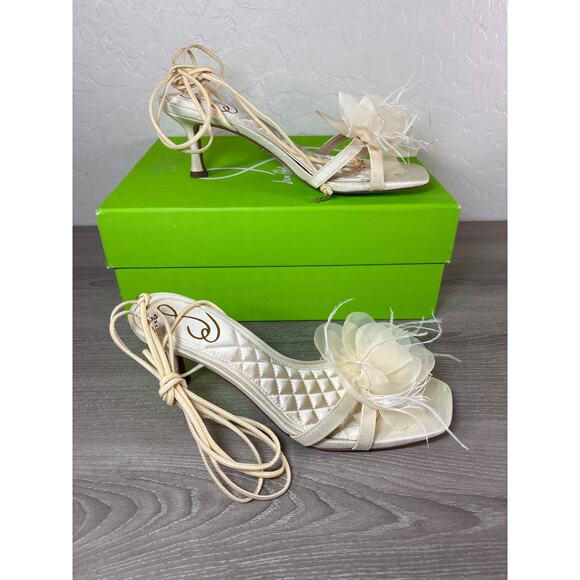 Sam Edelman Women's Pammie Ivory Kitten Heels Shoes 6.5 Medium- NIB - Picture 1 of 7